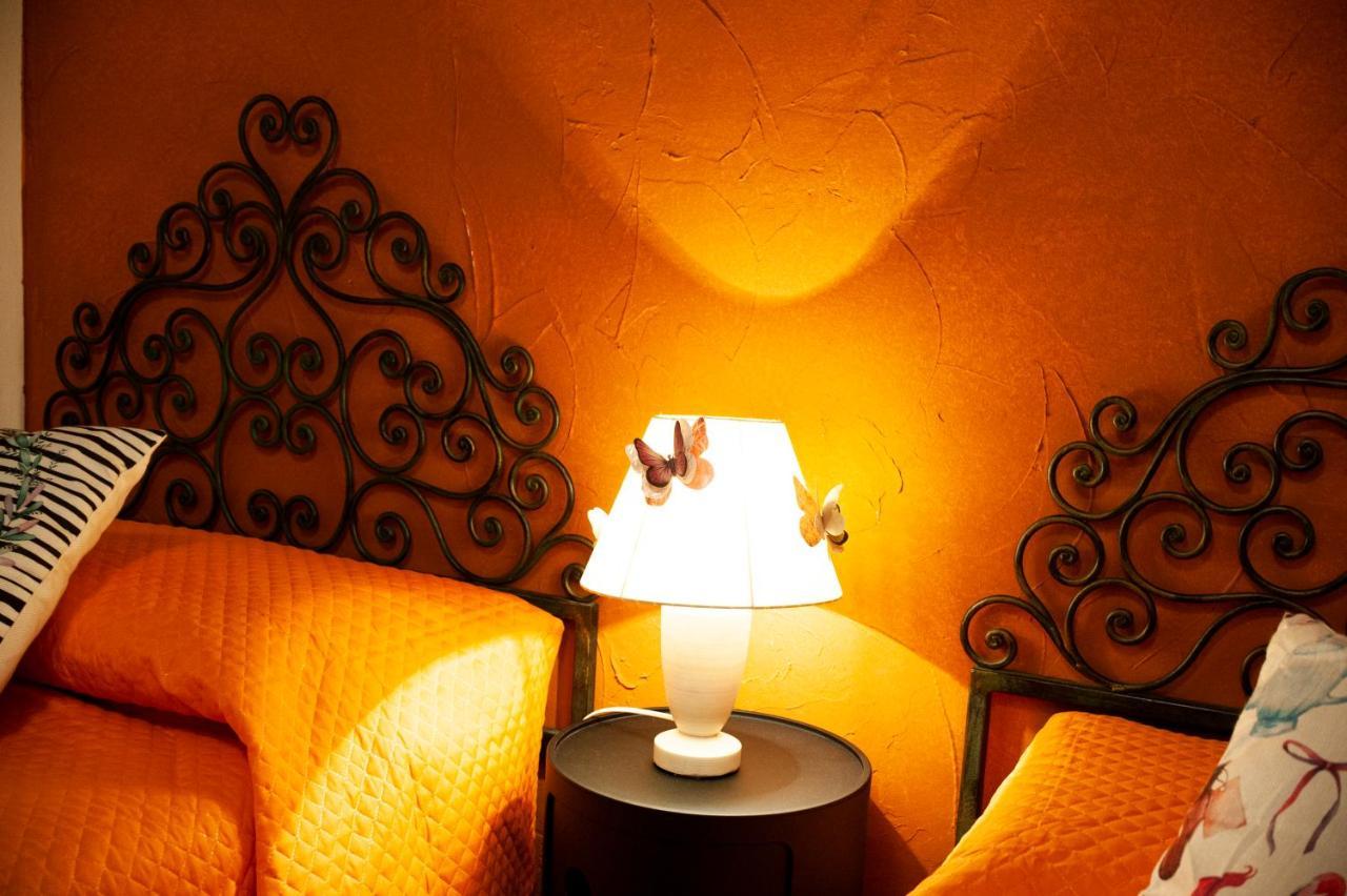 Le Streghe Rooms E Art,Centralissimo Con Garage Su Richiesta Livourne Extérieur photo