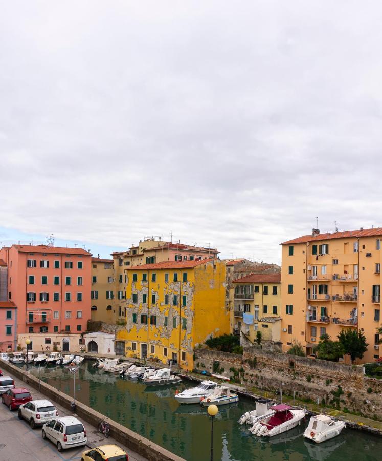 Le Streghe Rooms E Art,Centralissimo Con Garage Su Richiesta Livourne Extérieur photo