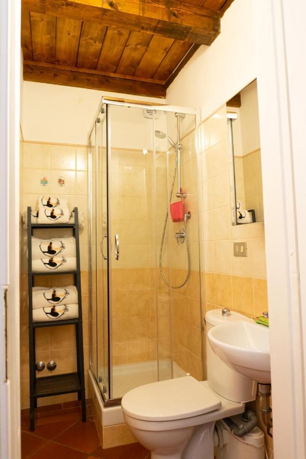 Le Streghe Rooms E Art,Centralissimo Con Garage Su Richiesta Livourne Extérieur photo